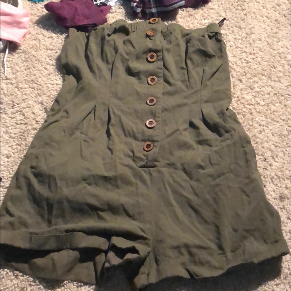 Strapless romper